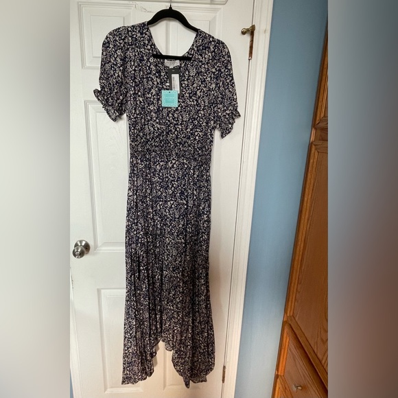 Silver icing - Hayden brand button up maxi dress. New with tags - Picture 5 of 5